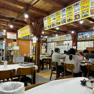 딴뚝통나무집식당 리뷰 사진
