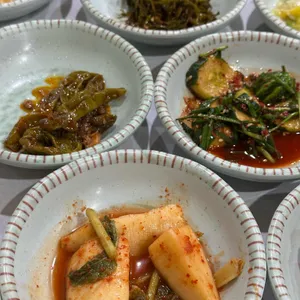 딴뚝통나무집식당 리뷰 사진