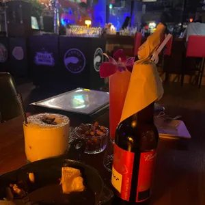 스윙펍 사진