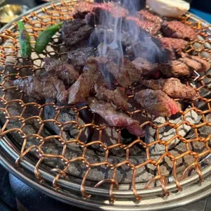 윤슬 숯불구이 사진