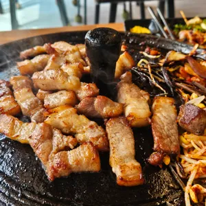 일등솥뚜껑삼겹살 사진