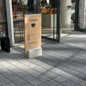 알렉산더 커피 워크 리뷰 사진