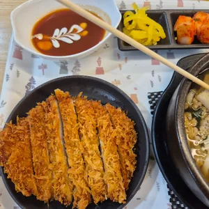 공삼삼돈까스 사진
