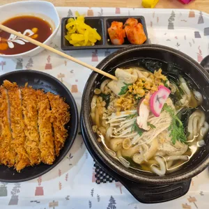 공삼삼돈까스 사진
