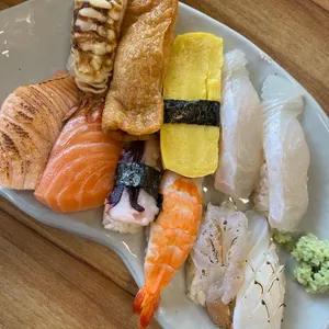 테이스트 대표 사진