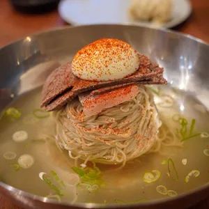 로동집 사진