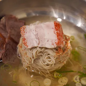 로동집 사진