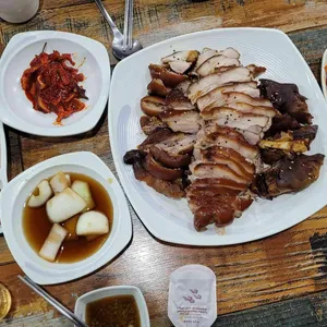 동양족발 대표 사진