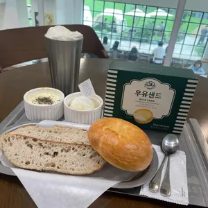 아침미소목장 카페 대표 사진