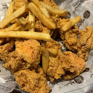 홀썸치킨 사진 1