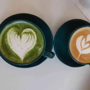 서오릉제빵소 참나무닭장작구이 사진