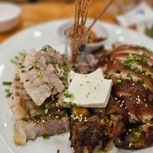 74족발 대표 사진