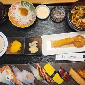 스시미르네 사진