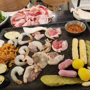 금오집냉삼겹전문 사진