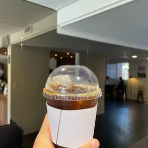 카페 언타이틀드 대표 사진