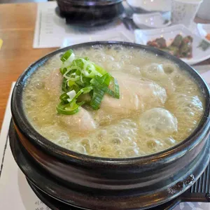 백년장수 고려삼계탕 대표 사진