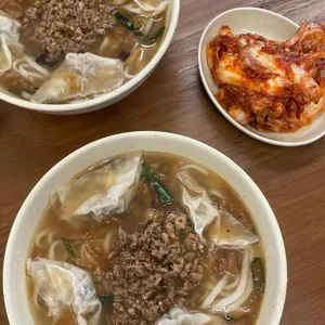 명동교자 사진