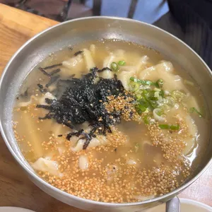 국민손칼국수 사진 1