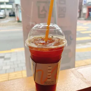 컴포즈커피 사진