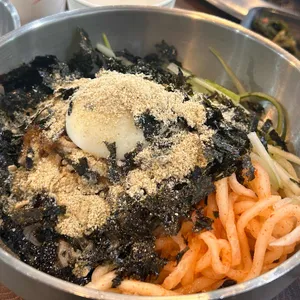 온정리닭갈비금강막국수 대표 사진