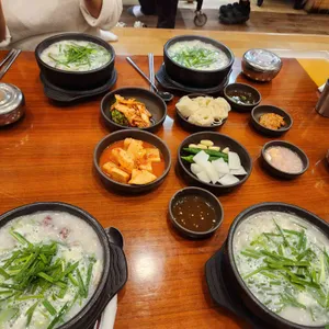 대밭골 돼지국밥 대표 사진