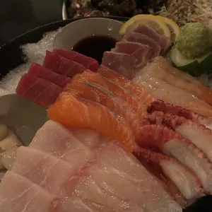 이로우 리뷰 사진