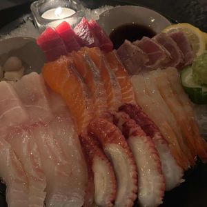 이로우 리뷰 사진