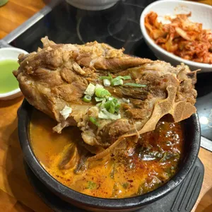 뼈대있는집 대표 사진