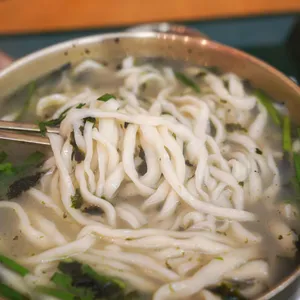 김경자원조손칼국수&보쌈 대표 사진