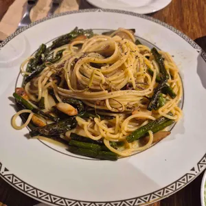 떼르세로 코스테스 사진