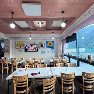 죽기전 꼭 먹어봐야하는 곳 황금재첩식당 리뷰 사진