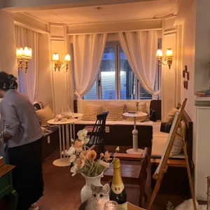 카페 클로이 인 패리스 리뷰 사진