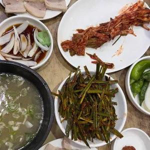 본전돼지국밥 사진