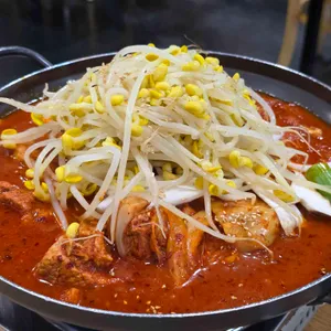 김명태굴국밥솥밥 대표 사진