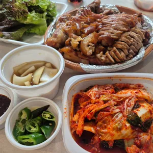 명가왕족발 사진