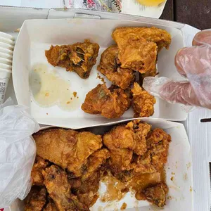 호식이두마리치킨 사진