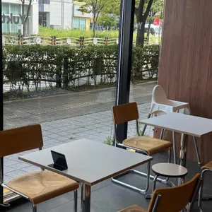 육츠커피 리뷰 사진