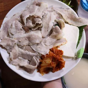 영진돼지국밥 대표 사진