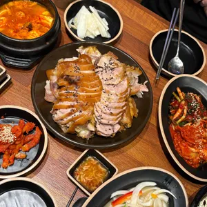 더맛있는족발보쌈 대표 사진