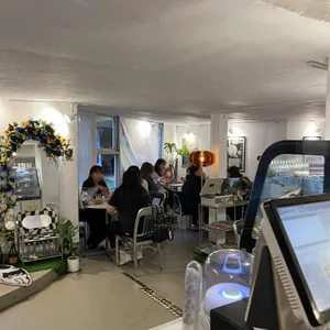 멜로우 리뷰 사진