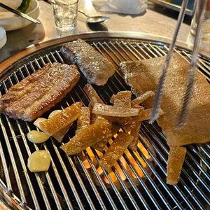 왕돼지 대표 사진