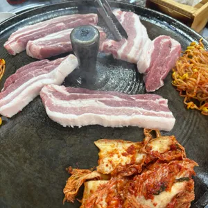 싹쓰리솥뚜껑삼겹살 리뷰 사진