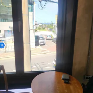 카페동경앤책방 리뷰 사진