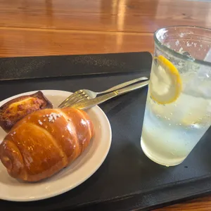 102커피 사진