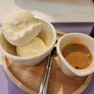 사이 사진 2
