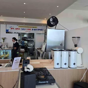 스컹크웍스 리뷰 사진