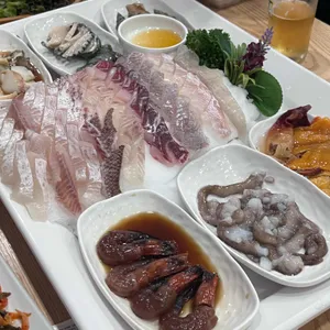 성빈네횟집 대표 사진