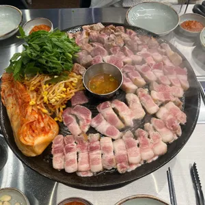 할매솥뚜껑삼겹살 사진