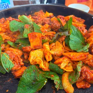 전통춘천닭갈비 대표 사진