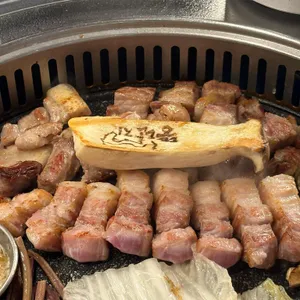 뚱단지돼지정육식당 대표 사진